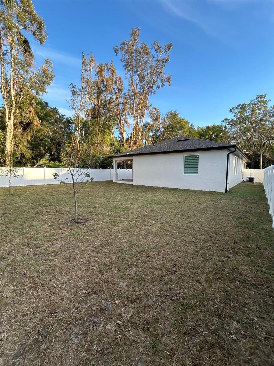 1004 E SLIGH AVE, TAMPA, FL, 33604