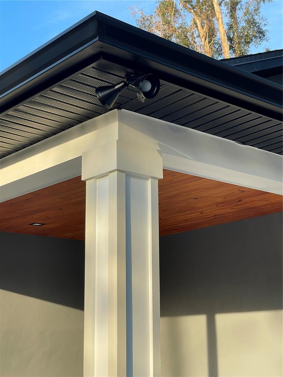 1004 E SLIGH AVE, TAMPA, FL, 33604