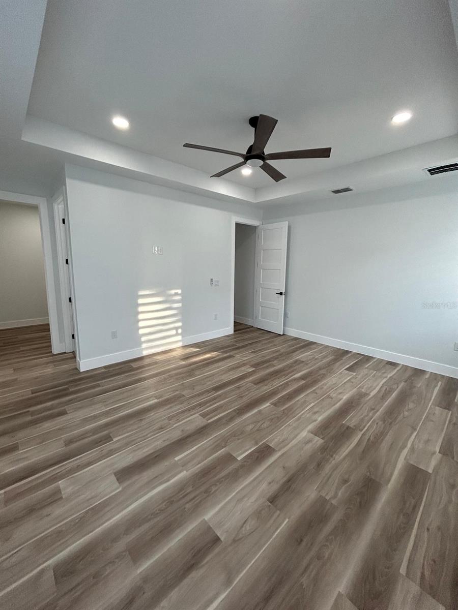 1004 E SLIGH AVE, TAMPA, FL, 33604