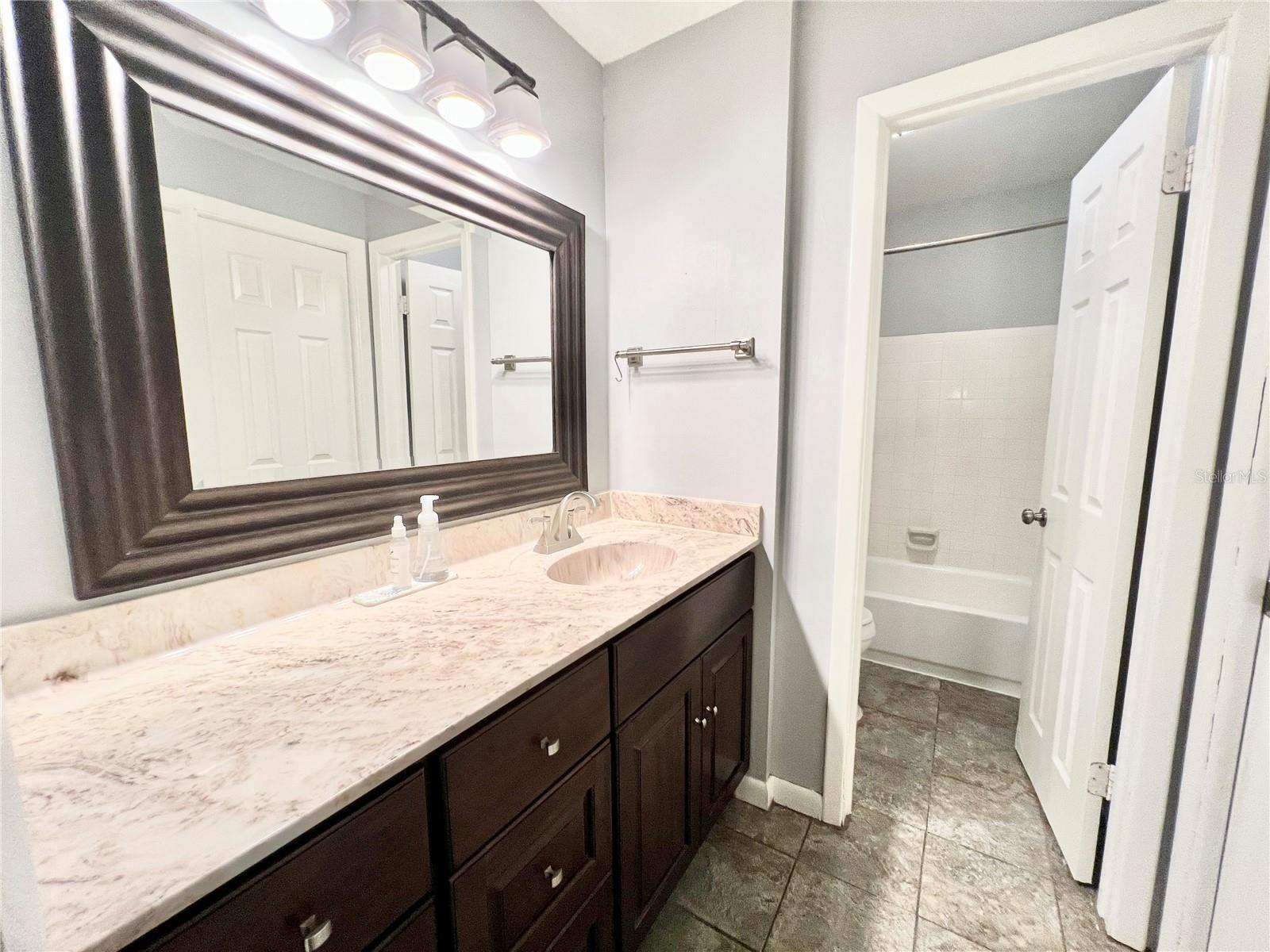 15519 MORNING DR, LUTZ, FL, 33559