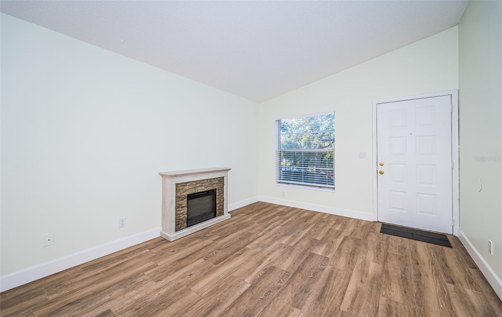 3455 COUNTRYSIDE BLVD #52, CLEARWATER, FL, 33761
