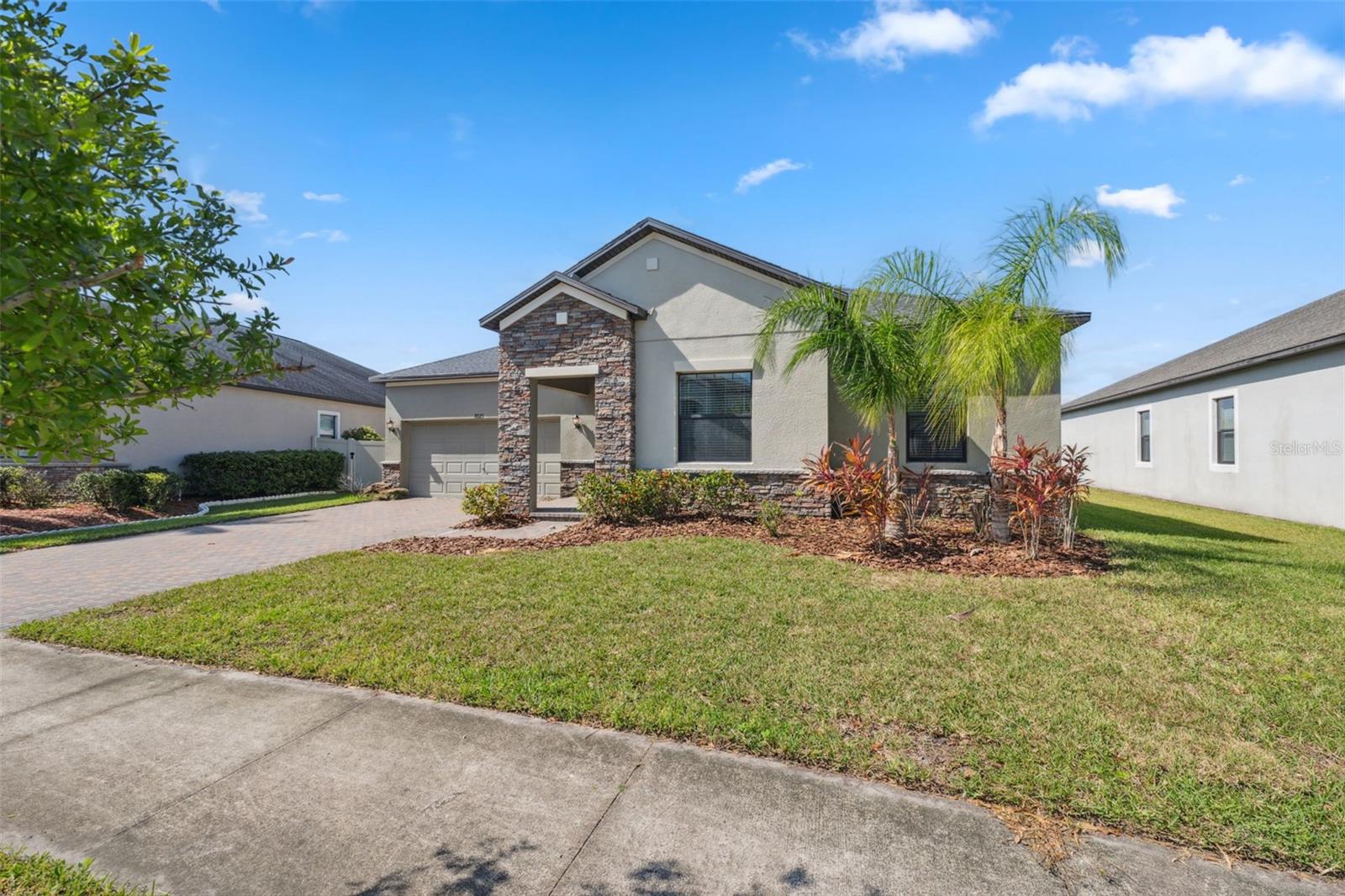 8025 ROMA DUNE DR, WESLEY CHAPEL, FL, 33545