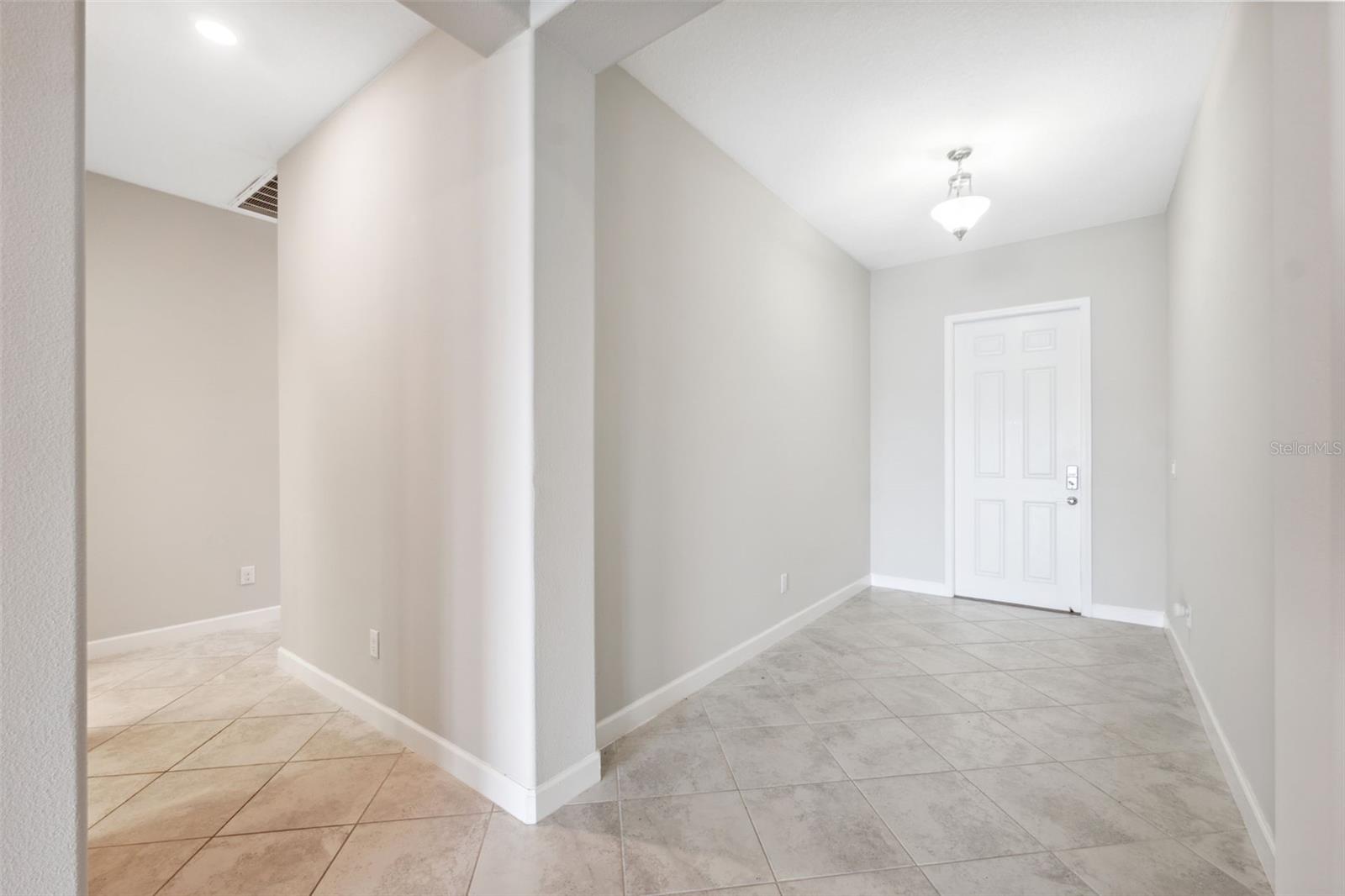 8025 ROMA DUNE DR, WESLEY CHAPEL, FL, 33545