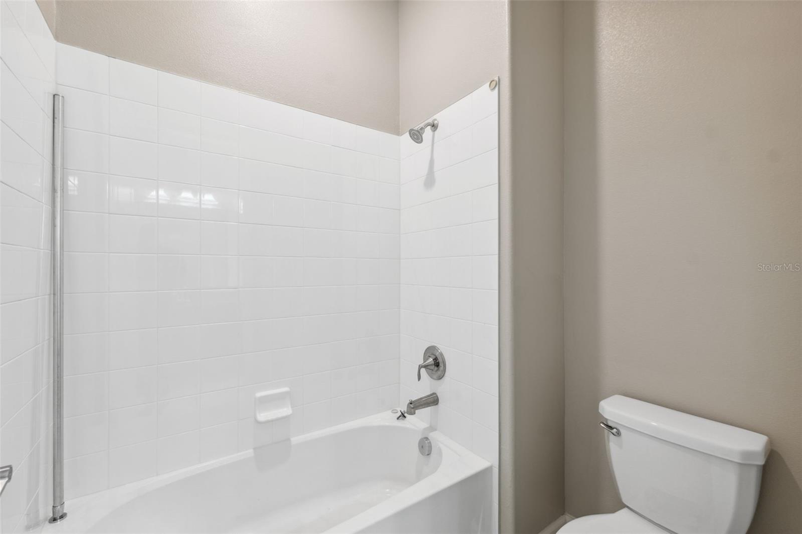 8025 ROMA DUNE DR, WESLEY CHAPEL, FL, 33545
