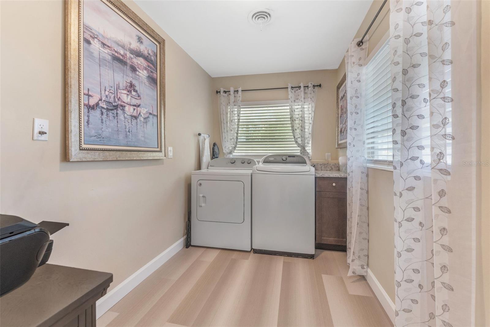 THE GEORGE SUB, LAKELAND, FL, 33803