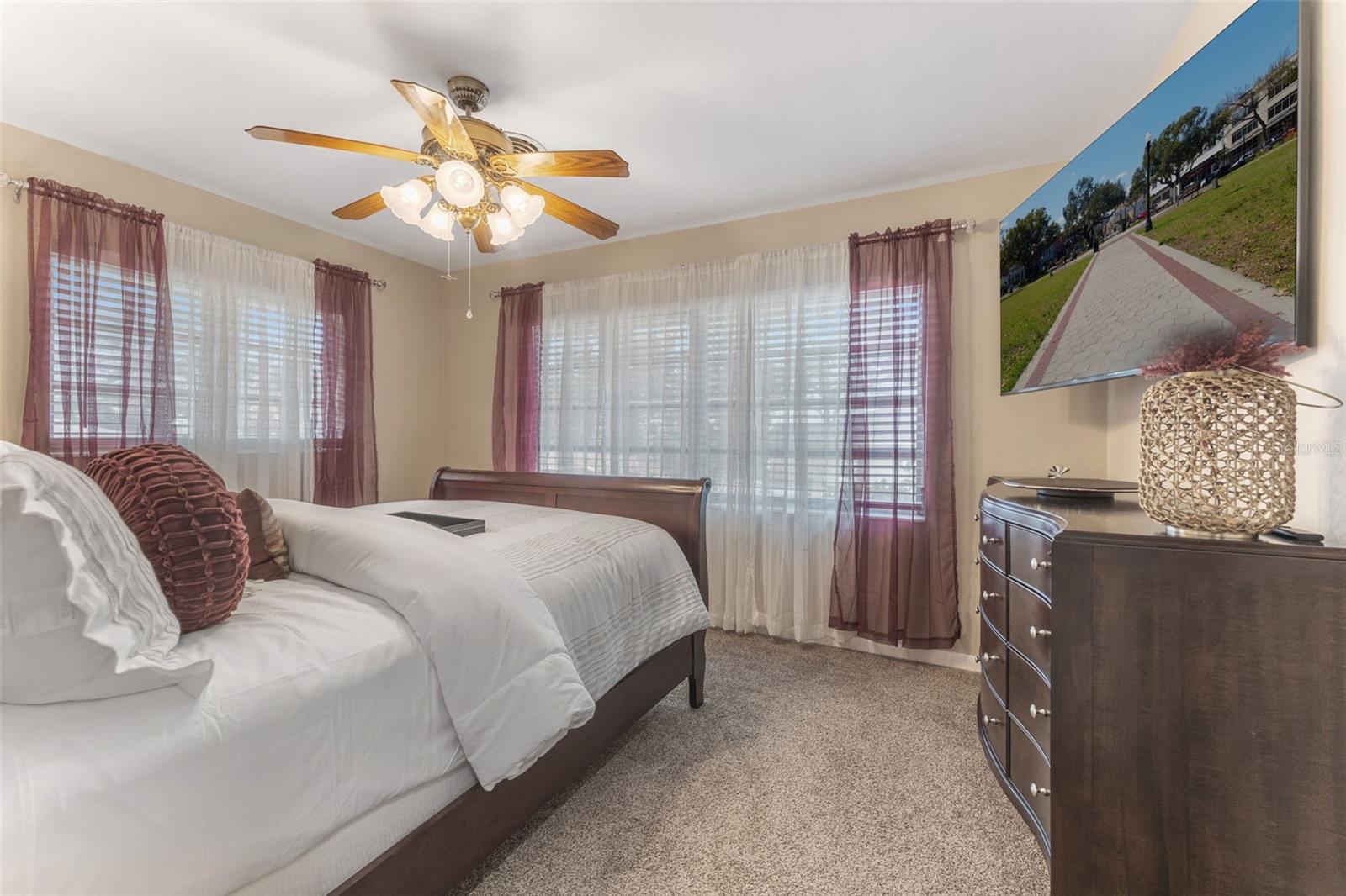 THE GEORGE SUB, LAKELAND, FL, 33803