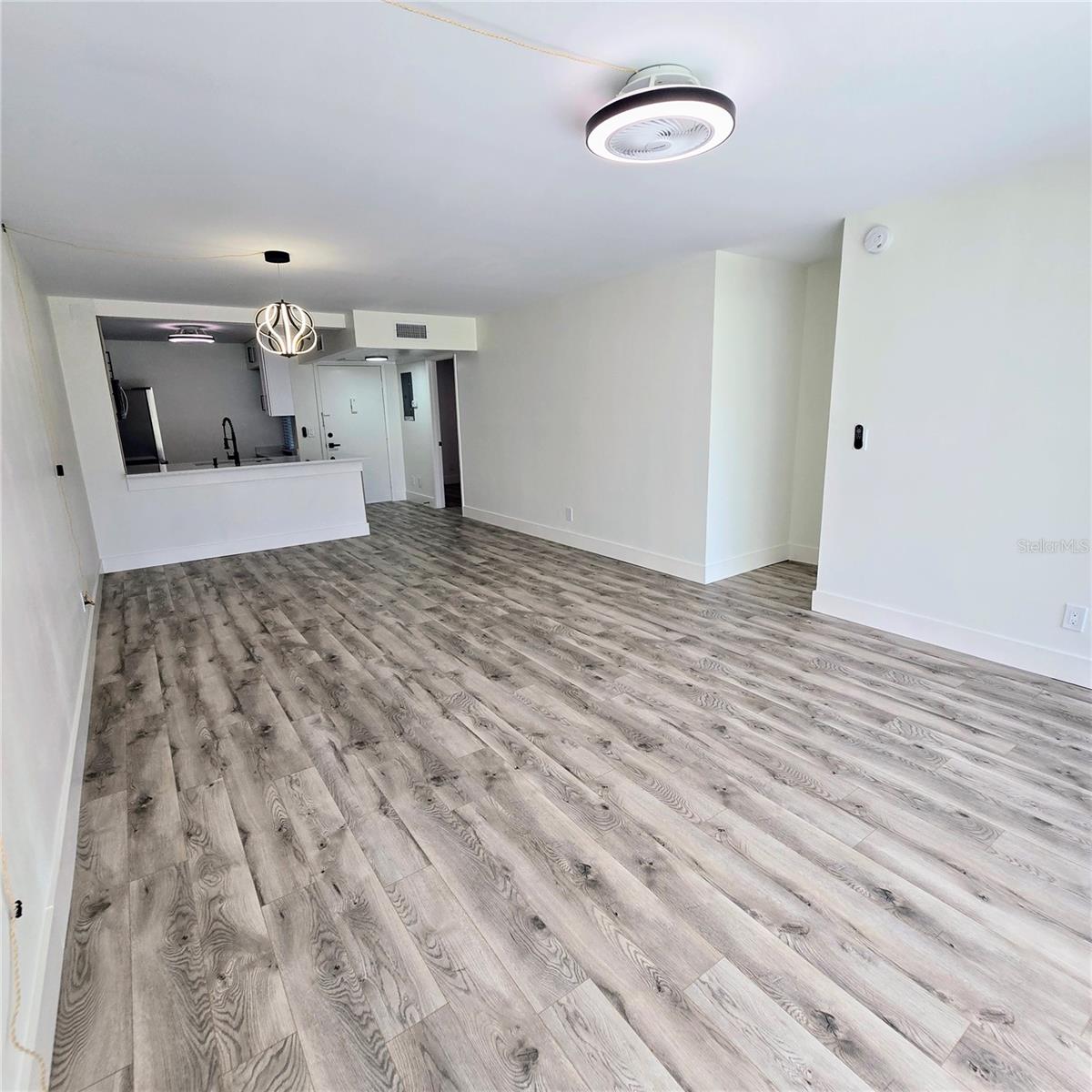 12200 VONN RD #2106, LARGO, FL, 33774