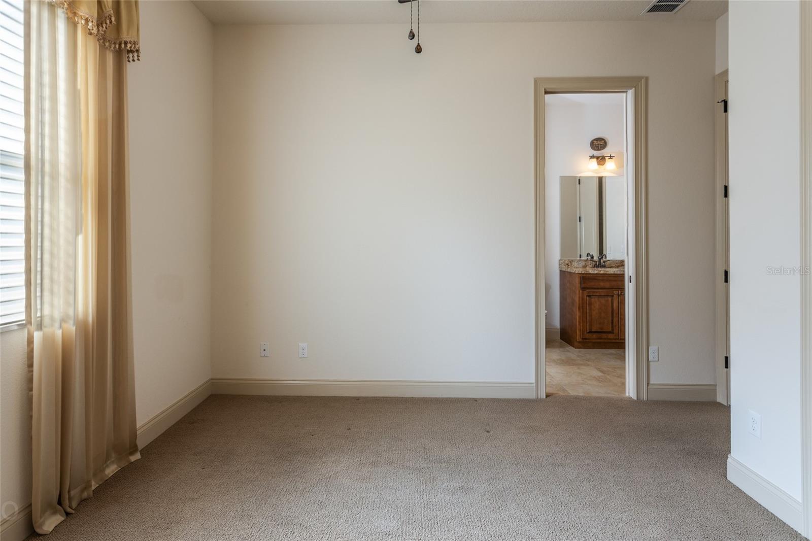 207 WILLOW OAK WAY, PALM COAST, FL, 32137