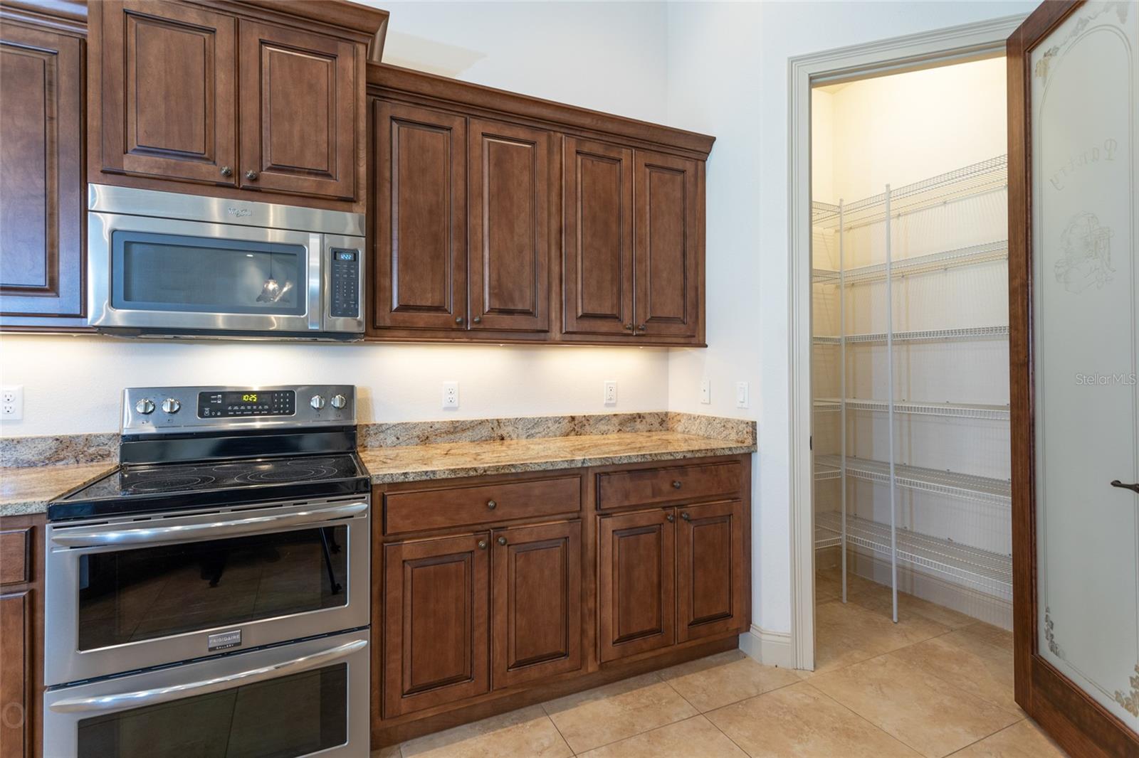 207 WILLOW OAK WAY, PALM COAST, FL, 32137