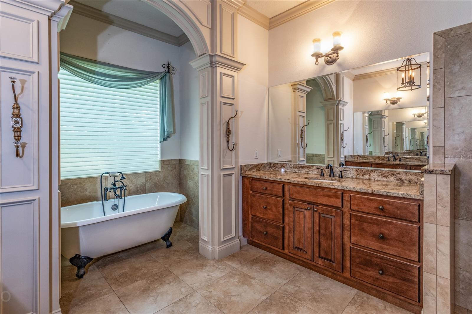 207 WILLOW OAK WAY, PALM COAST, FL, 32137