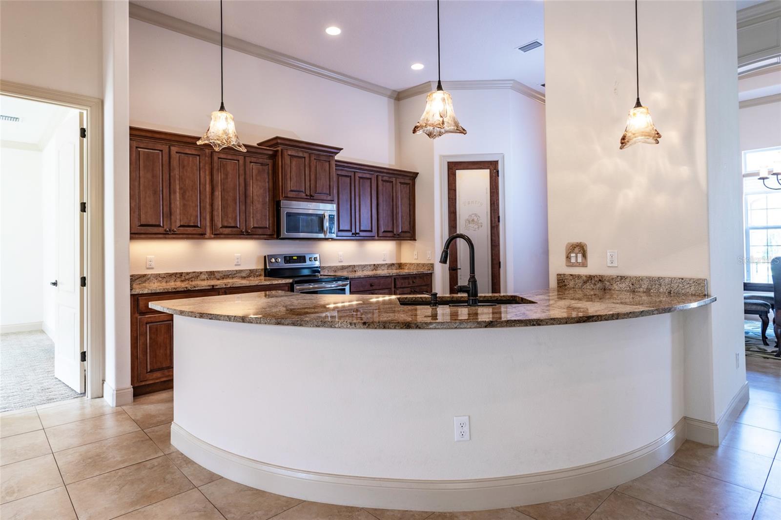 207 WILLOW OAK WAY, PALM COAST, FL, 32137