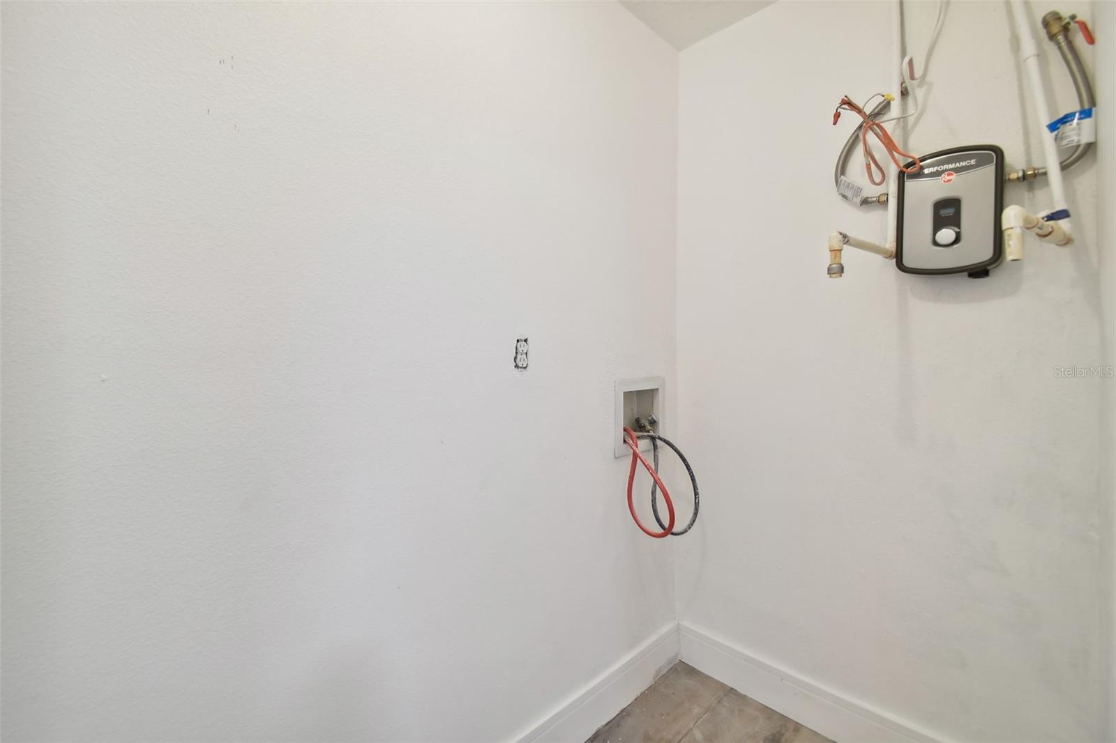 ALTAMIRA HEIGHTS, TAMPA, FL, 33610