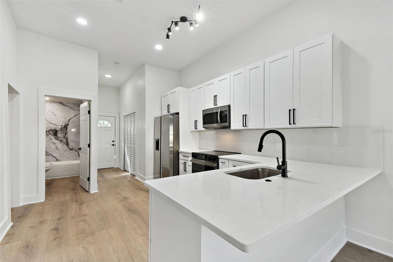 1106 W LA SALLE ST, TAMPA, FL, 33607
