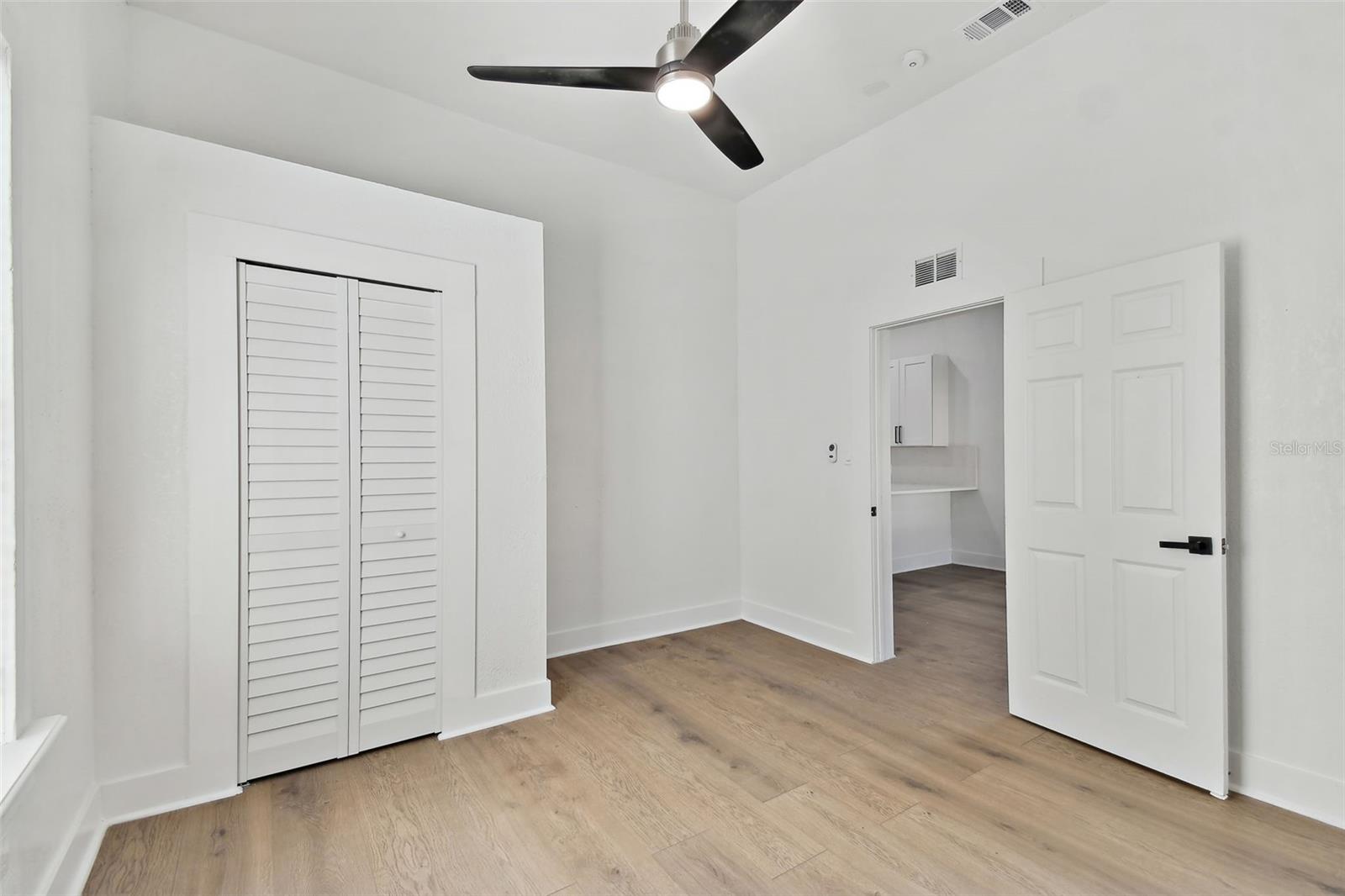 1106 W LA SALLE ST, TAMPA, FL, 33607