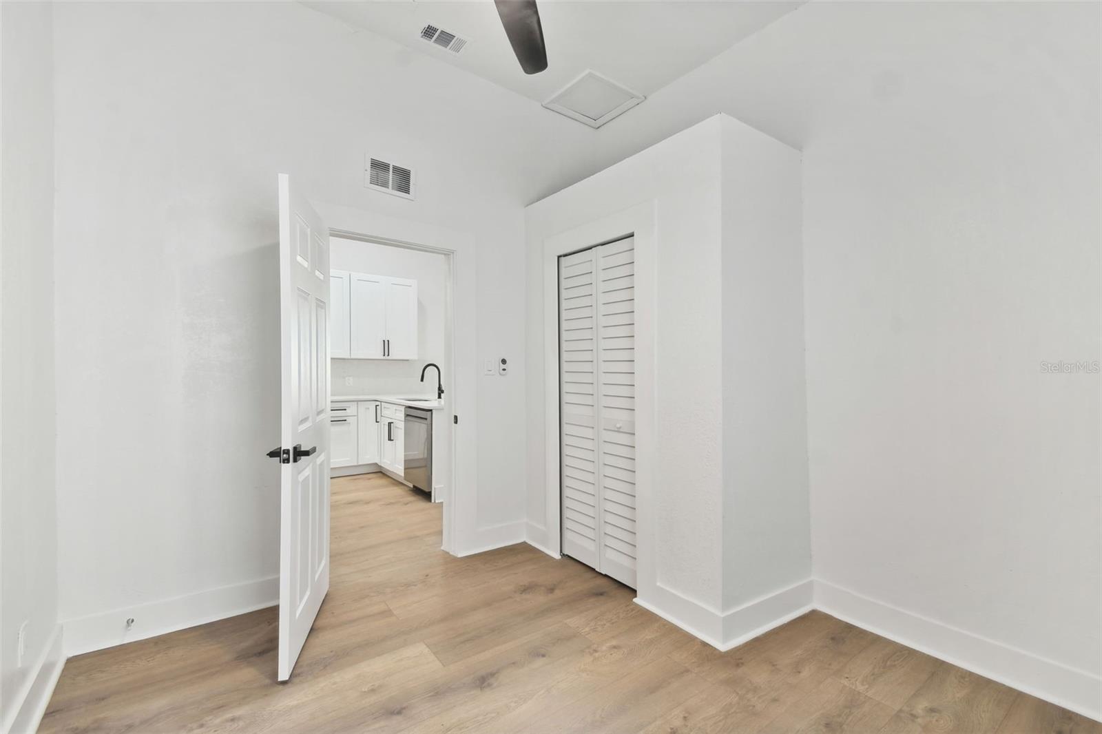 1106 W LA SALLE ST, TAMPA, FL, 33607