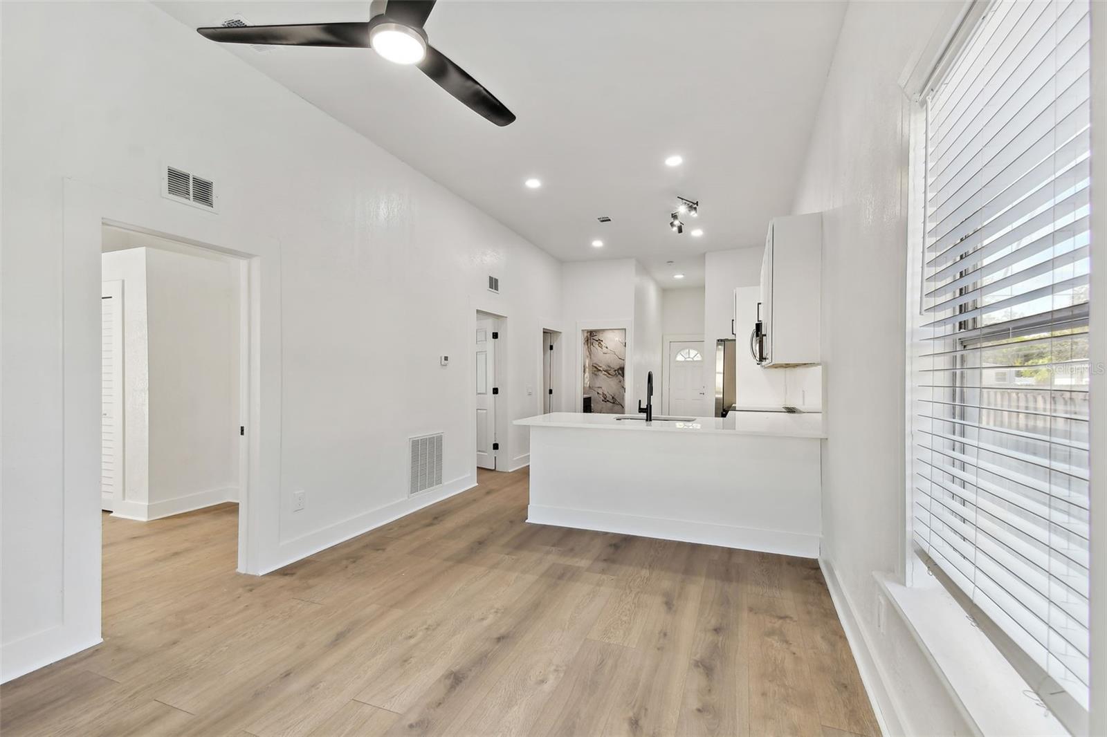 1106 W LA SALLE ST, TAMPA, FL, 33607