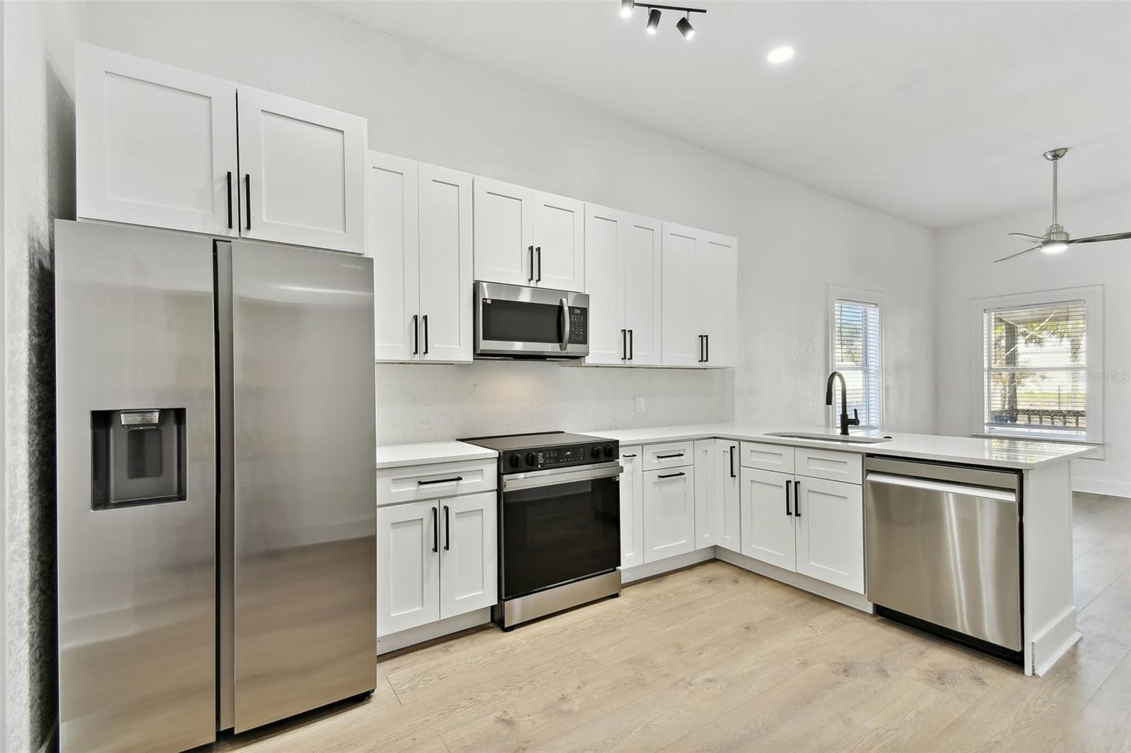 1106 W LA SALLE ST, TAMPA, FL, 33607