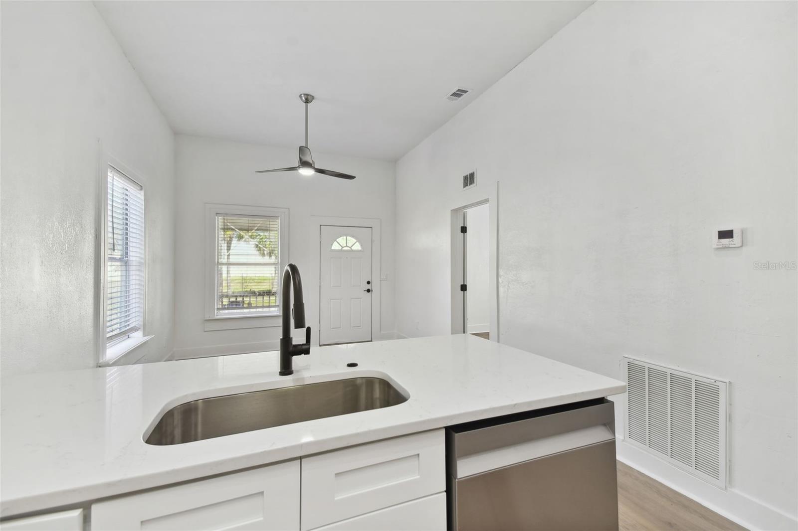1106 W LA SALLE ST, TAMPA, FL, 33607