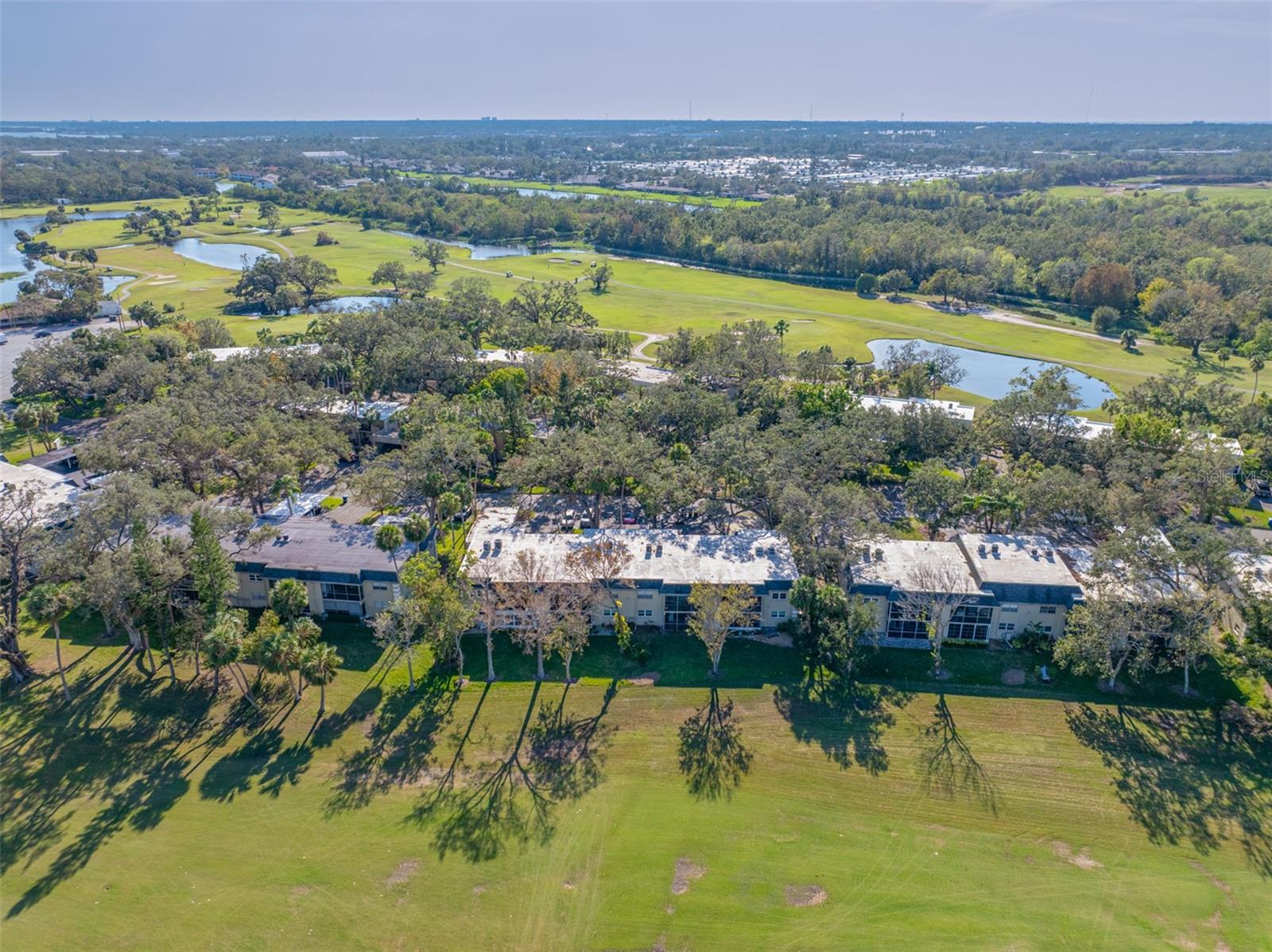 57 COUNTRY CLUB DR #57, LARGO, FL, 33771