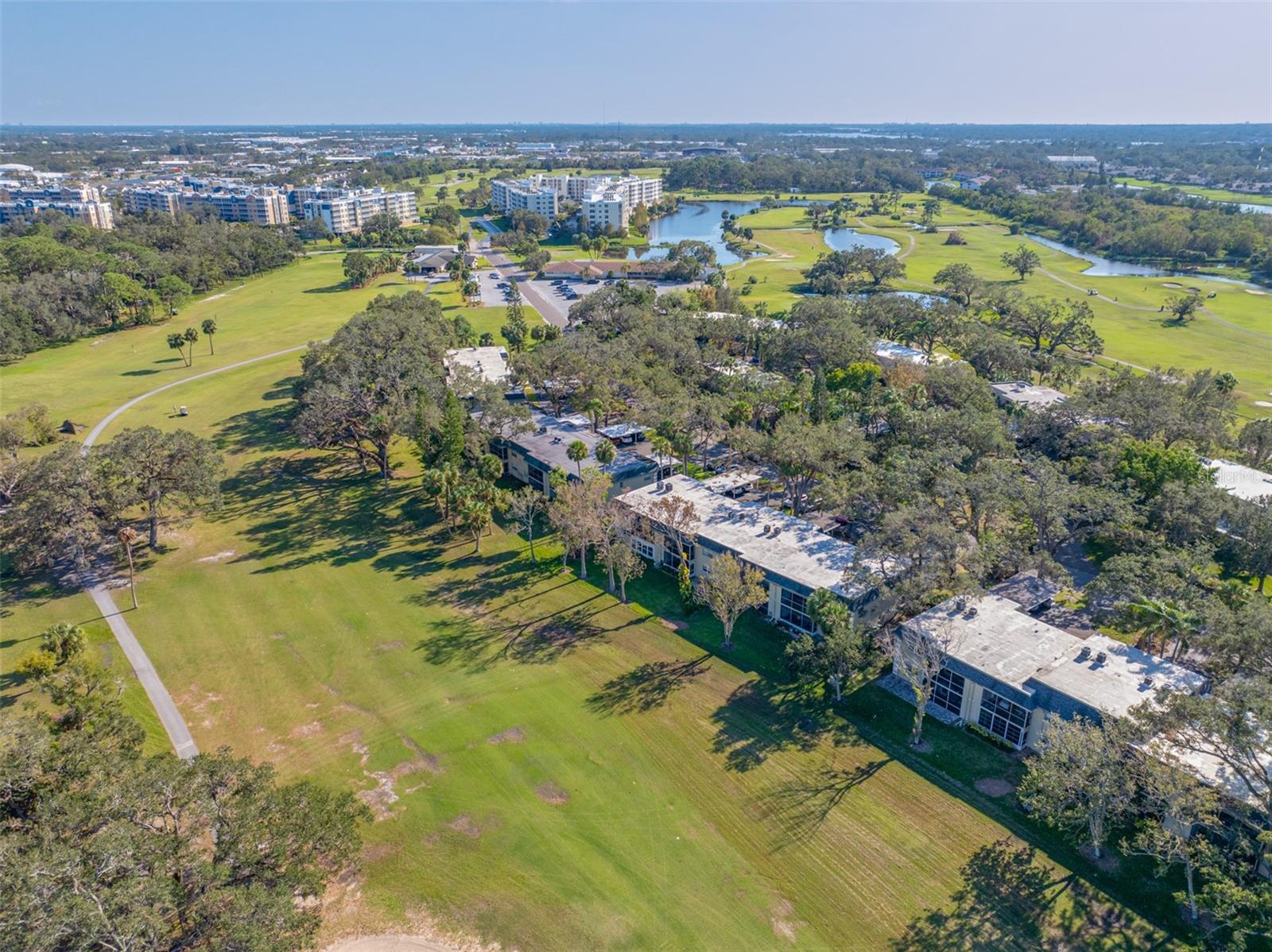 57 COUNTRY CLUB DR #57, LARGO, FL, 33771