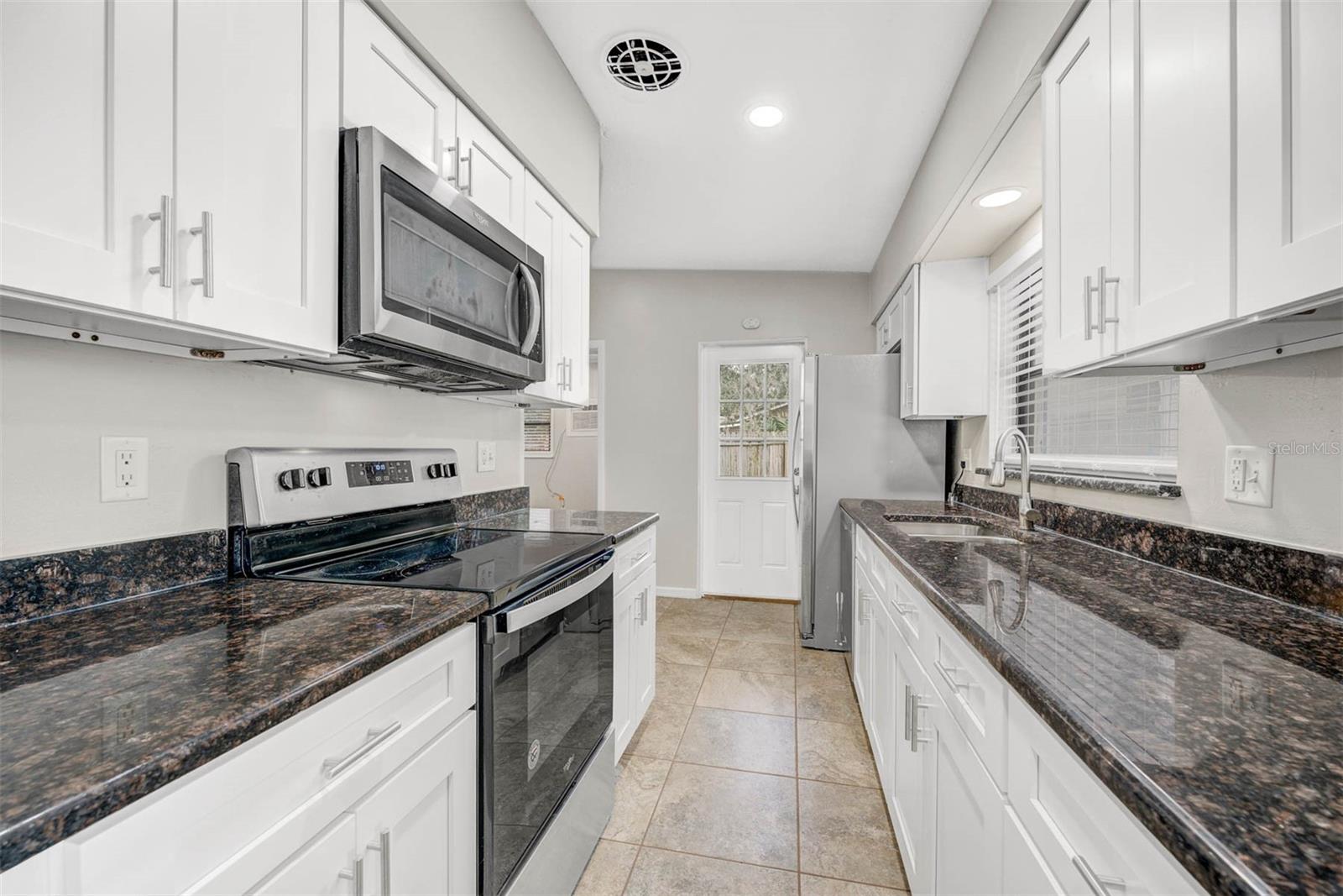 115 N LAKEWOOD CIR, MAITLAND, FL, 32751