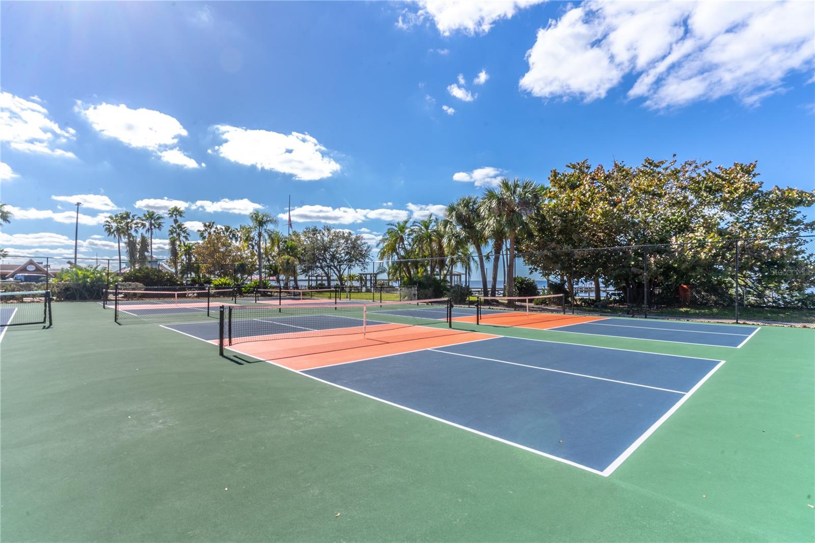 627 BAHIA BEACH BLVD, RUSKIN, FL, 33570