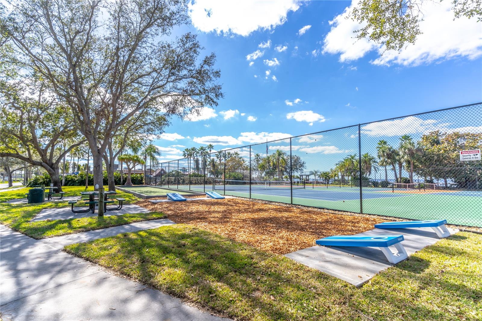 627 BAHIA BEACH BLVD, RUSKIN, FL, 33570