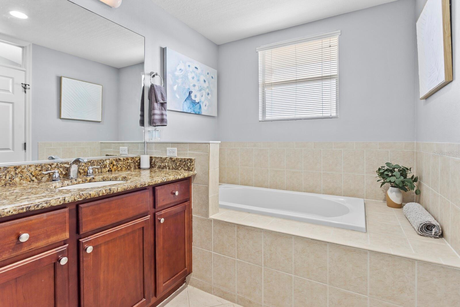 627 BAHIA BEACH BLVD, RUSKIN, FL, 33570