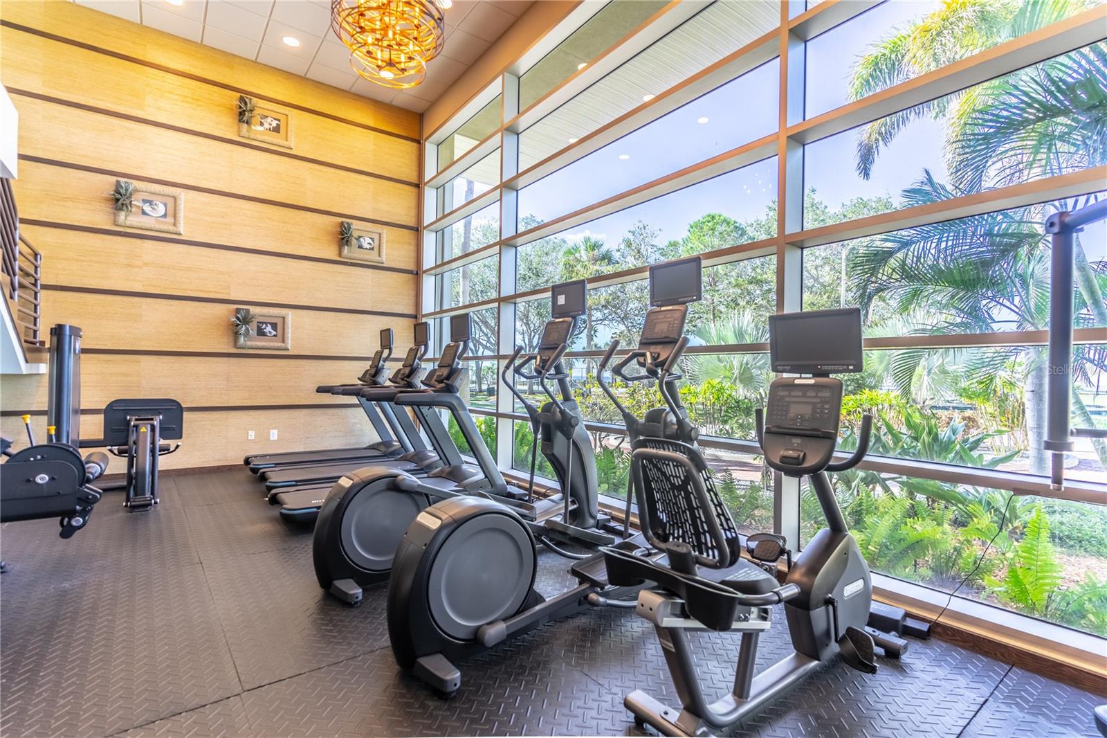 627 BAHIA BEACH BLVD, RUSKIN, FL, 33570