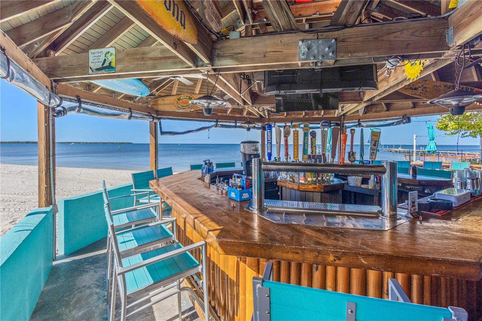 627 BAHIA BEACH BLVD, RUSKIN, FL, 33570