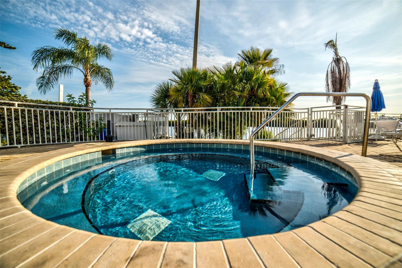 627 BAHIA BEACH BLVD, RUSKIN, FL, 33570