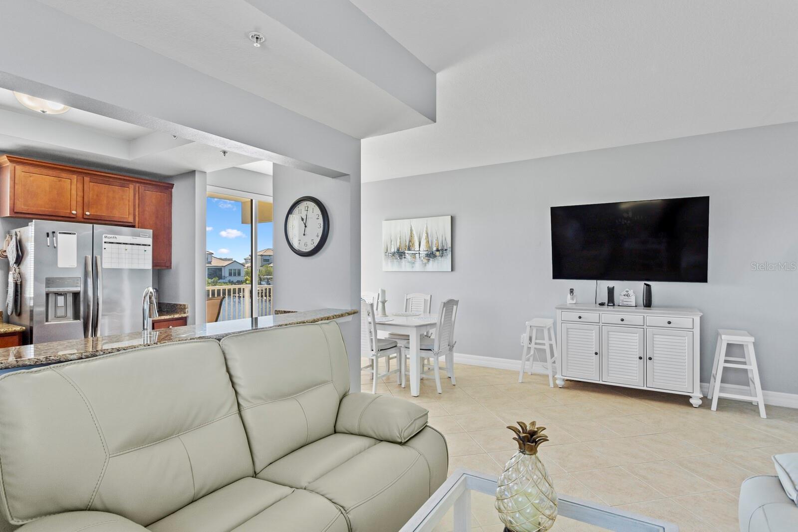 627 BAHIA BEACH BLVD, RUSKIN, FL, 33570