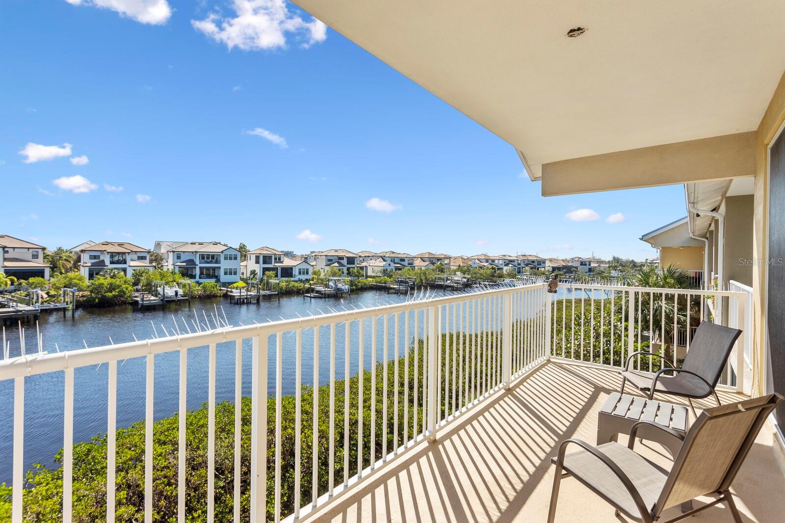 627 BAHIA BEACH BLVD, RUSKIN, FL, 33570