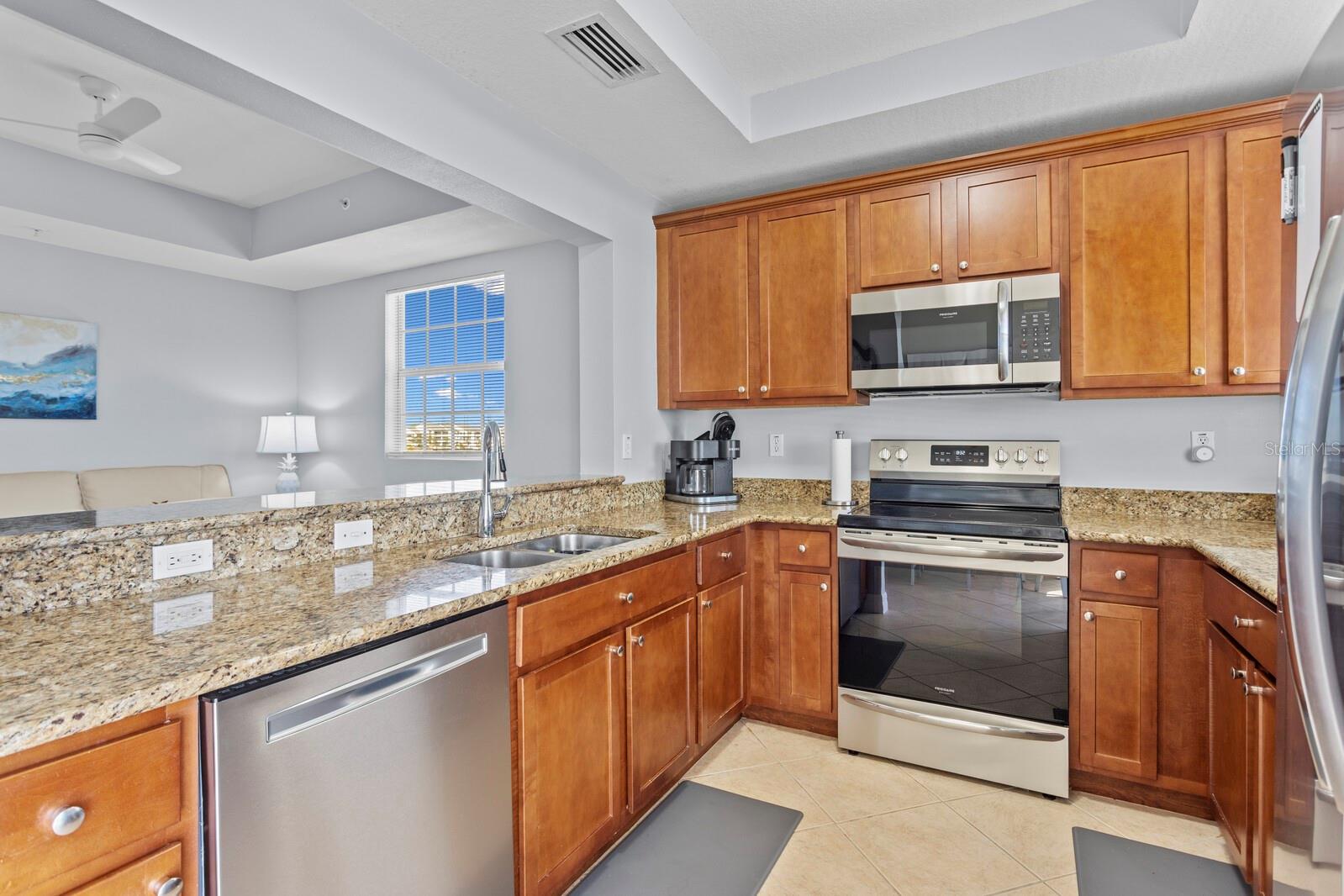 627 BAHIA BEACH BLVD, RUSKIN, FL, 33570