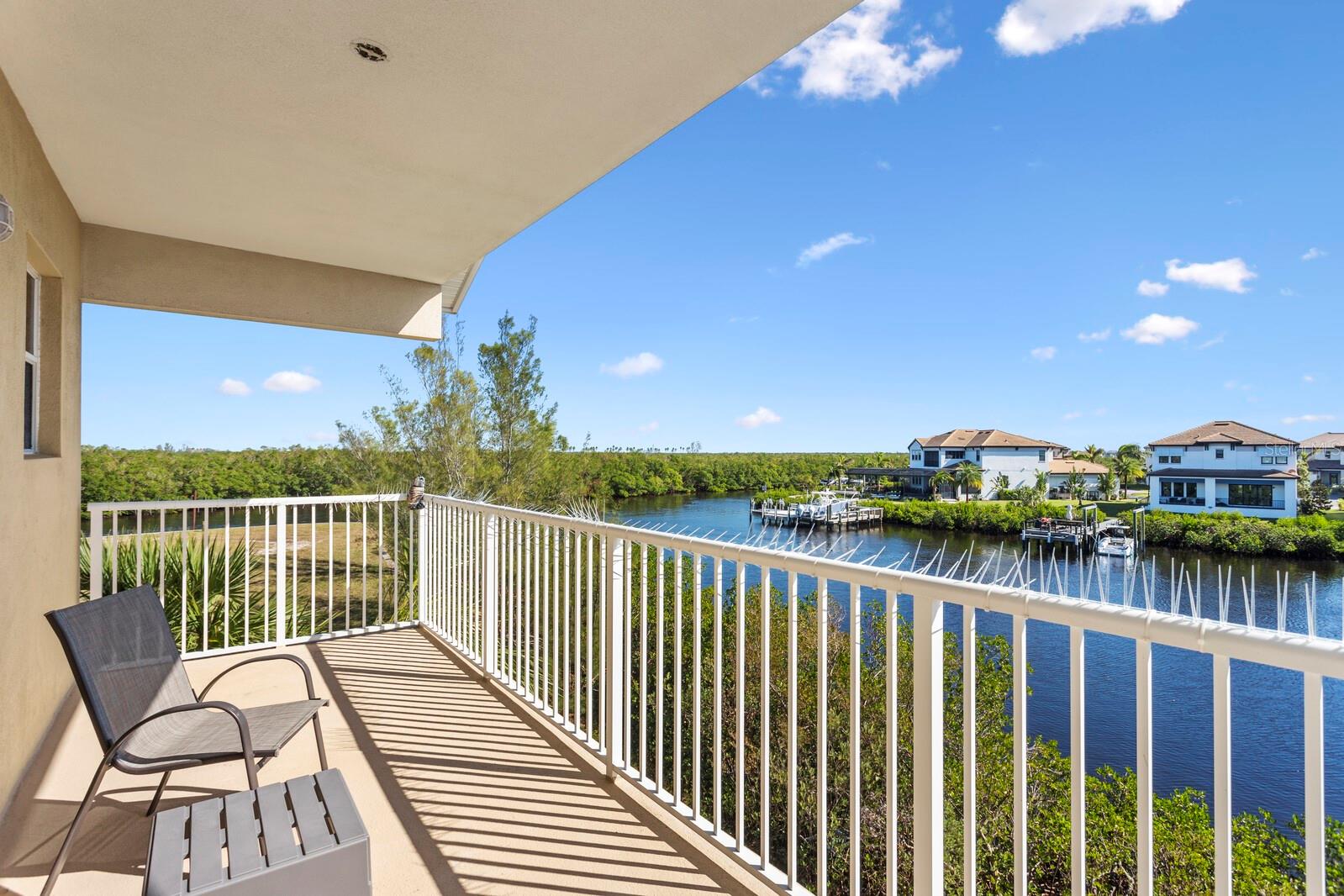 627 BAHIA BEACH BLVD, RUSKIN, FL, 33570