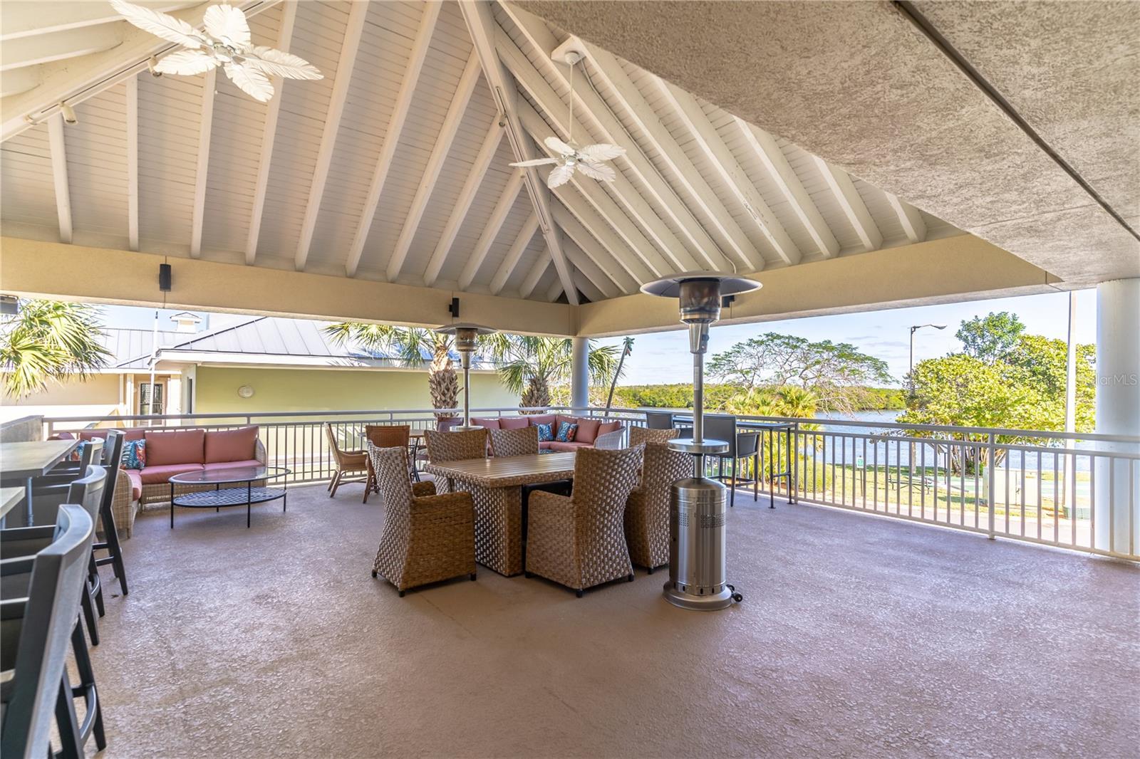 627 BAHIA BEACH BLVD, RUSKIN, FL, 33570