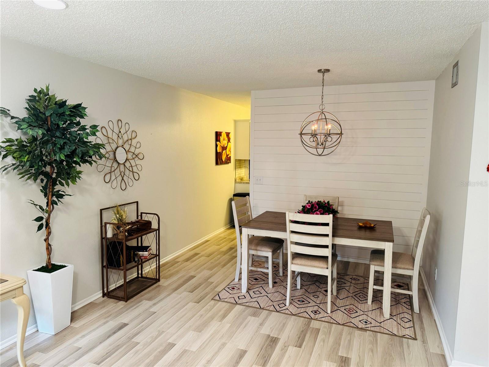 2460 PERSIAN DR #6, CLEARWATER, FL, 33763