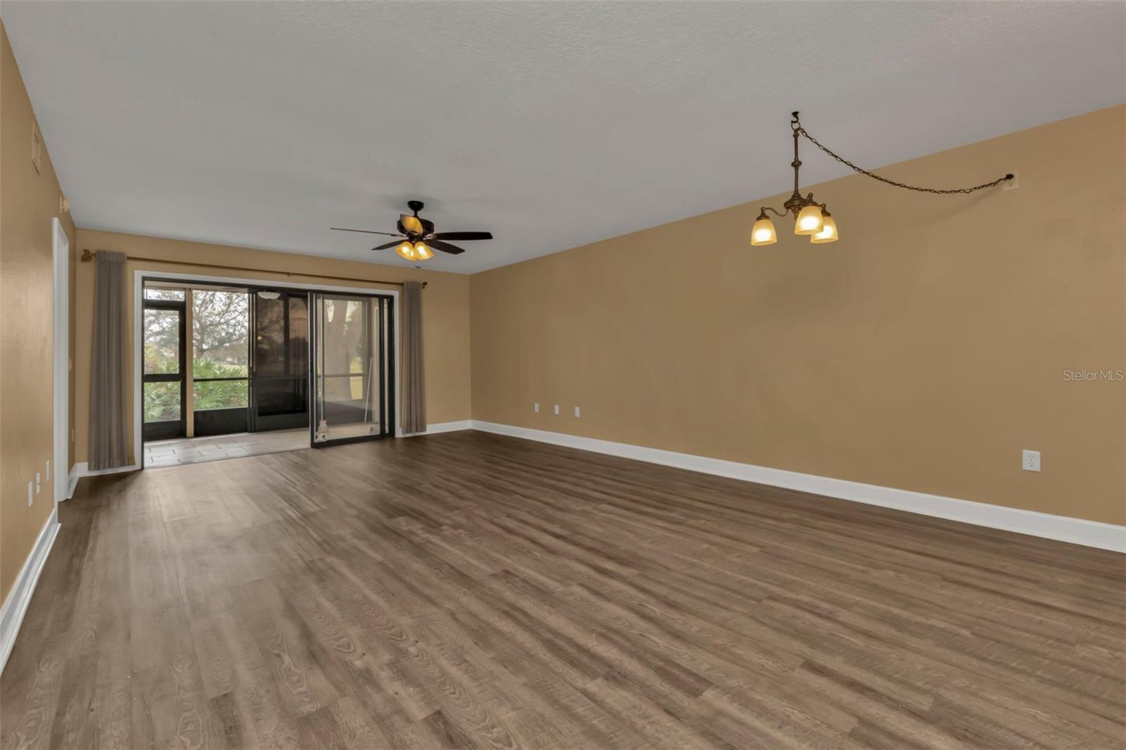 1355 SAXONY CIR #211, PUNTA GORDA, FL, 33983