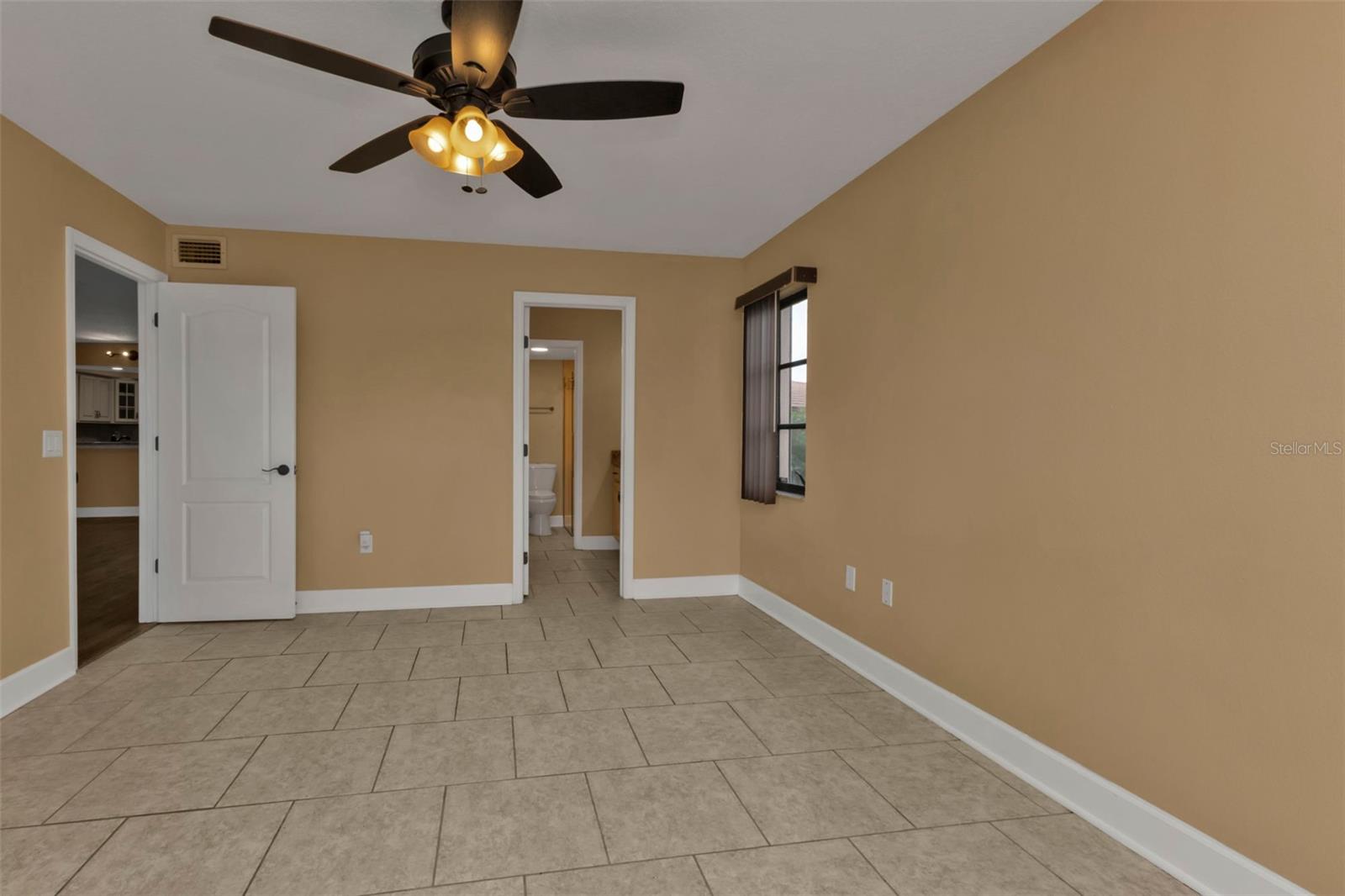 1355 SAXONY CIR #211, PUNTA GORDA, FL, 33983