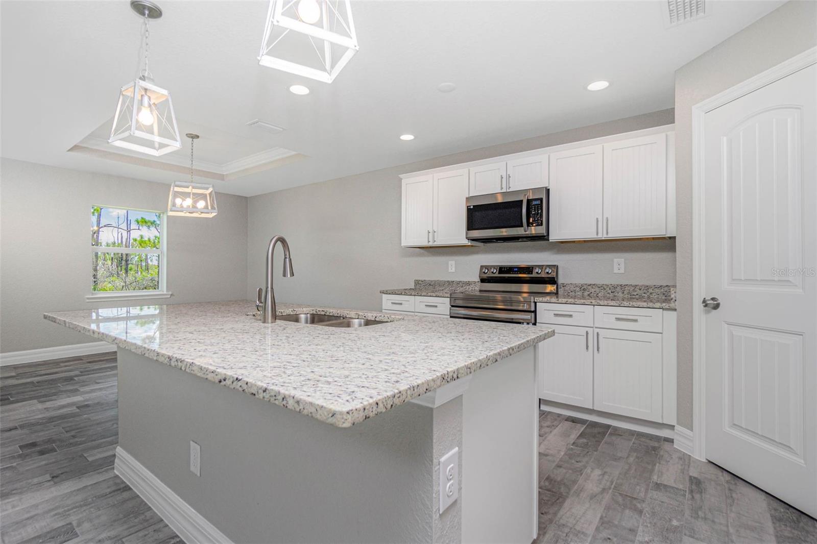 110 GLADES DR, ROTONDA WEST, FL, 33947