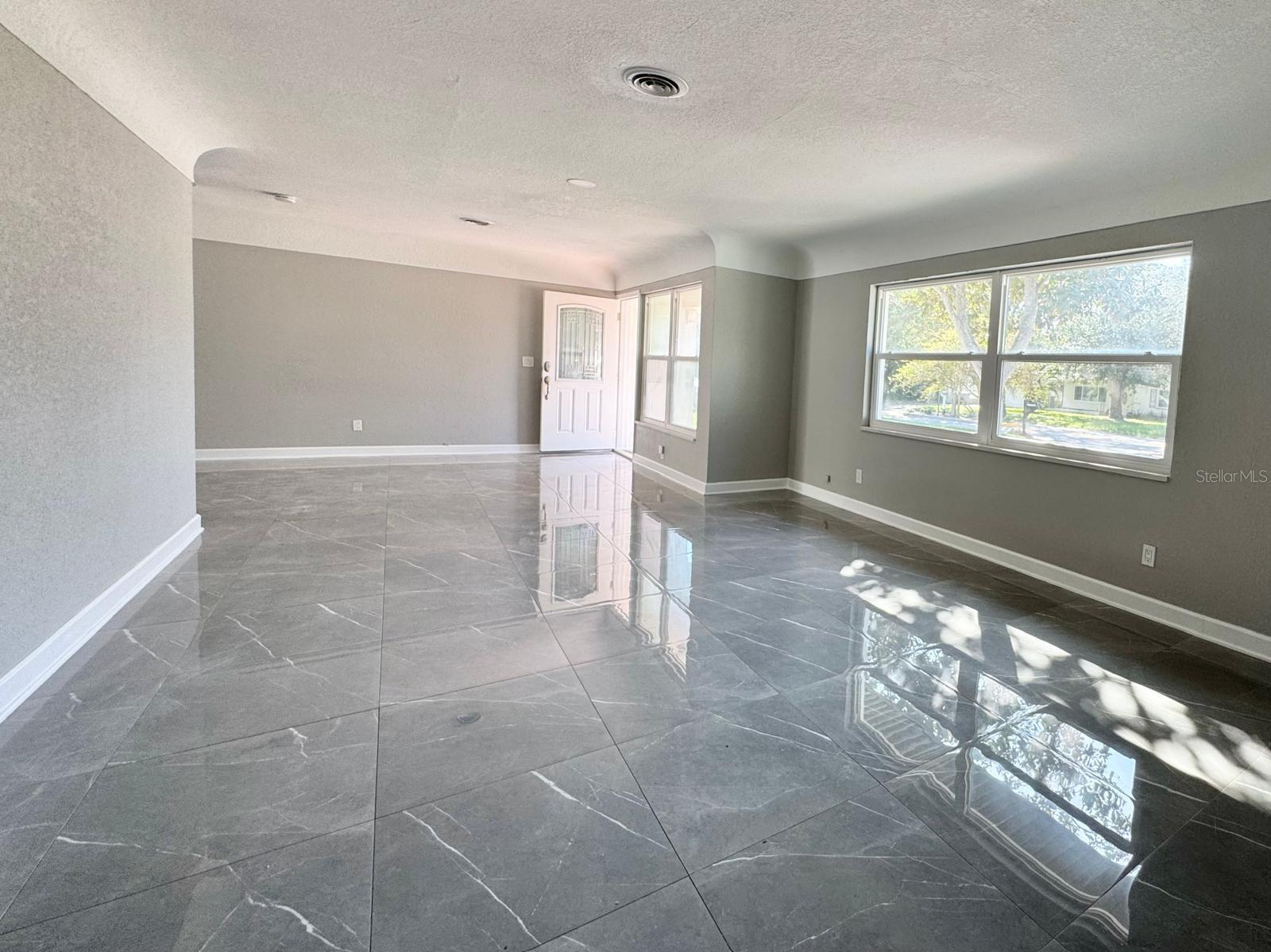 9 N AURORA AVE, CLEARWATER, FL, 33765