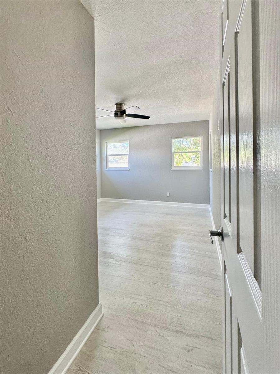 9 N AURORA AVE, CLEARWATER, FL, 33765