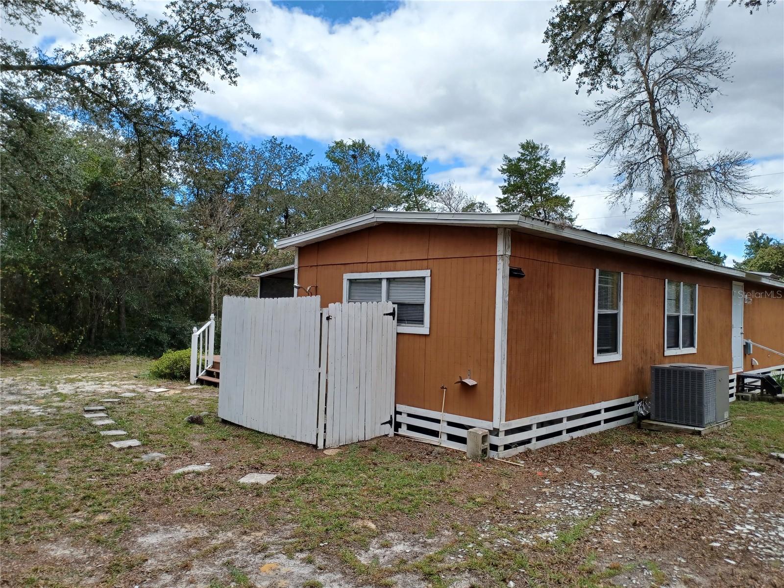 G5088613 Property Photo