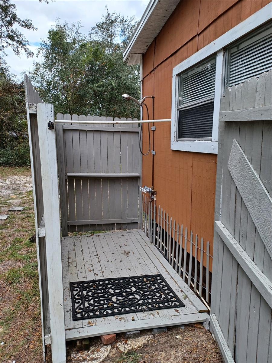 G5088613 Property Photo