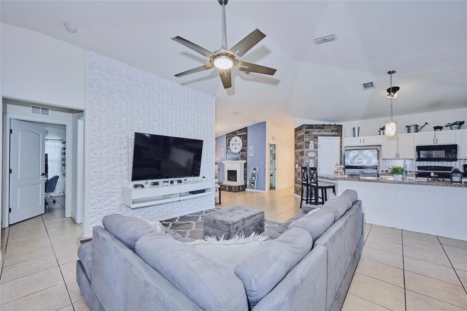 612 CHICAGO WAY, DUNDEE, FL, 33838