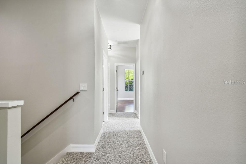 2039 PARK CRESCENT DR, LAND O LAKES, FL, 34639