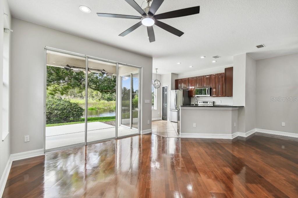 2039 PARK CRESCENT DR, LAND O LAKES, FL, 34639