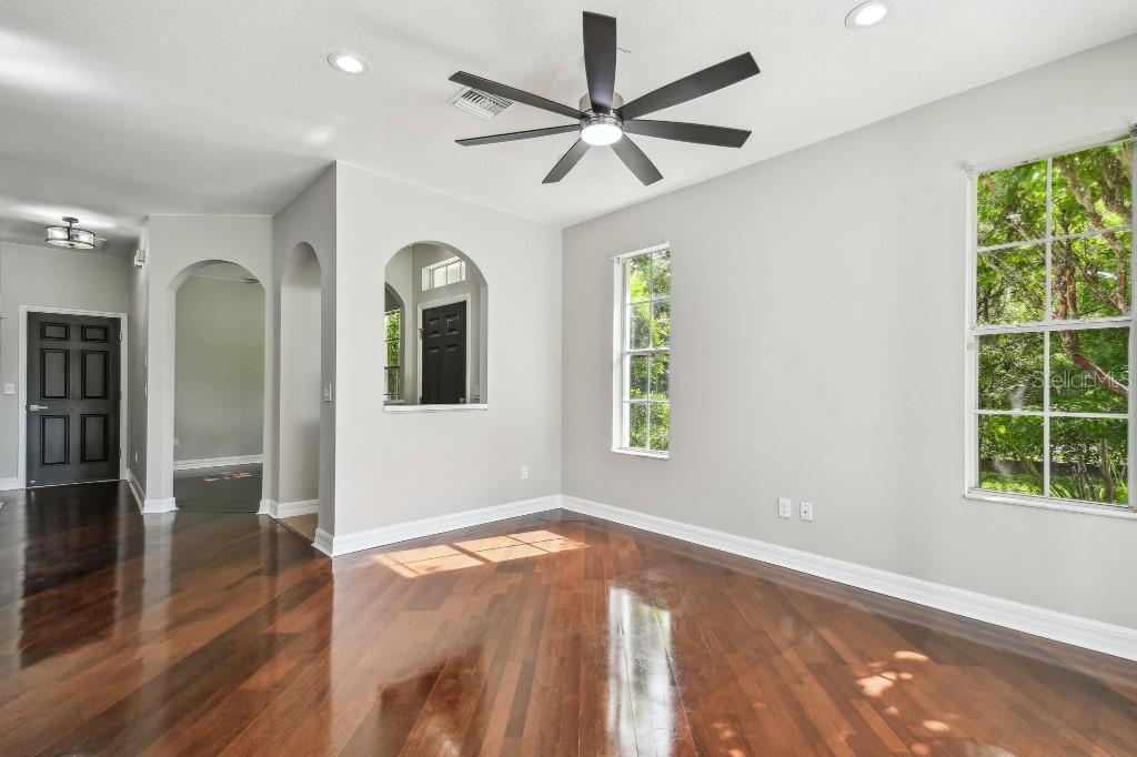 2039 PARK CRESCENT DR, LAND O LAKES, FL, 34639