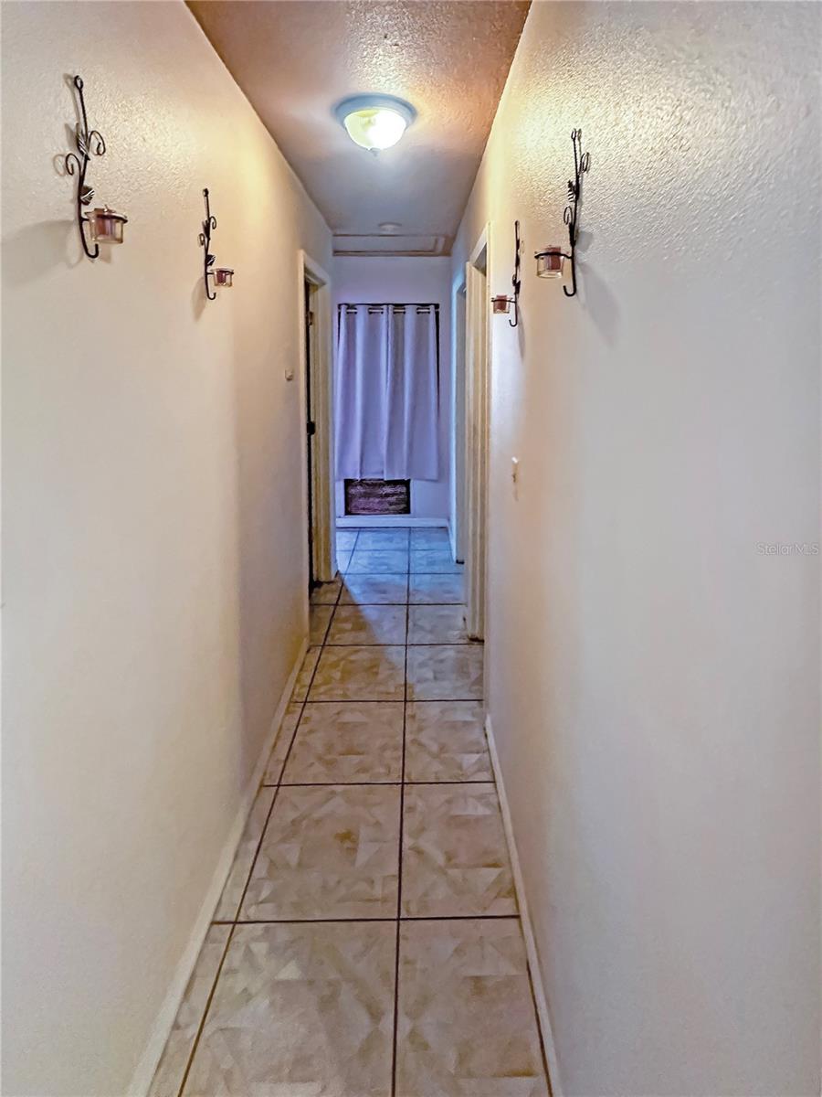 1666 GAMMON LN, ORLANDO, FL, 32811