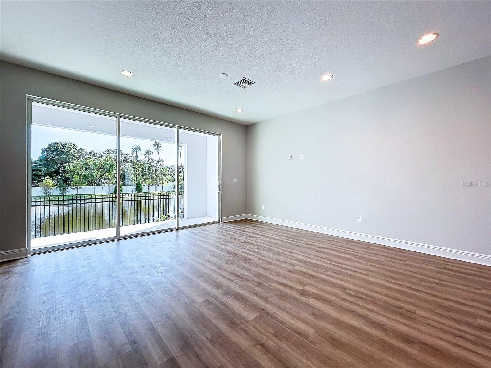 7654 93RD ST N, SEMINOLE, FL, 33777